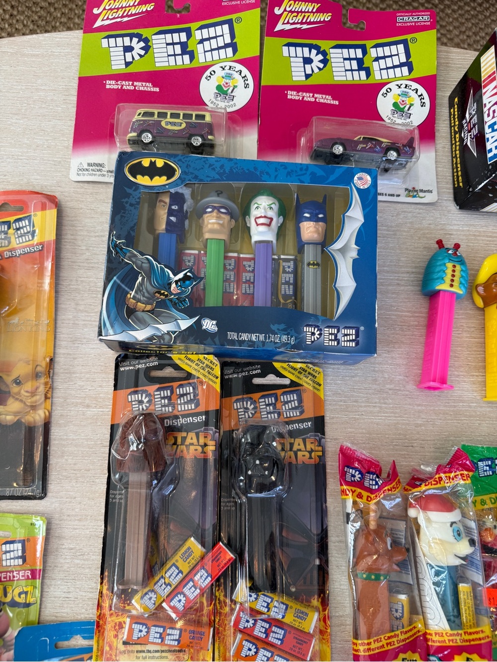 Large Lot of Vintage Pez Dispensers Sealed - Picture 11 of 12